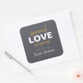 Modern minimalistisch script Spread Love Weddenour Vierkante Sticker (Envelop)