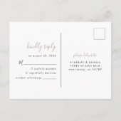 Modern Minimalistisch Script Taupe Bruiloft RSVP Briefkaart (Achterkant)