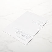 Modern minimalistisch | Silver Casual Wedding Real Folie Uitnodiging (Gedraaid)