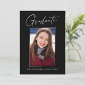 Modern minimalistisch uniek inktscript Afstuderen  Aankondiging (Staand voorkant)