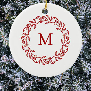 Modern Monogram Initiaal Red Leaf en Berry Krans Keramisch Ornament