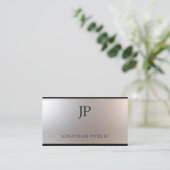 Modern Monogrammed Gold Silver Sjabloon Luxury Visitekaartje (Staand voorkant)