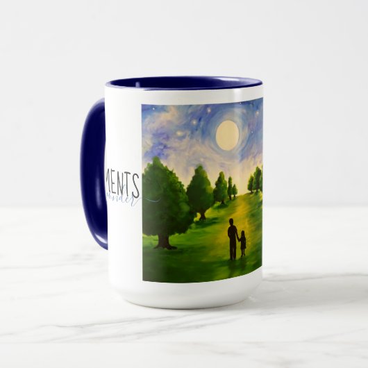 Modern moonlit avond met bomen die lopen met papa mok (Voorkant links)