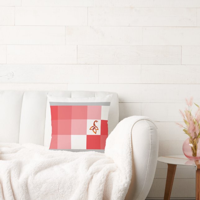 Modern Mosaic: Crimson & Blush Geometric Polyester Kussen (Bank)