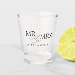 Modern Mr & Mrs Name Shot Glas
