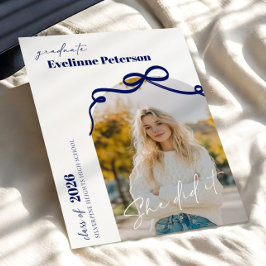 Modern Navy 2026 Graduation Invitation Kaart