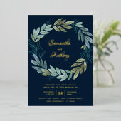 Modern Navy Blue Floral Wedding Folie Uitnodiging (Staand Voorkant)