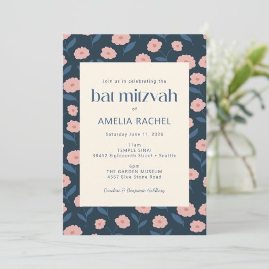 Modern Navy Blue Pink Boho Floral Bat Mitzvah Kaart (Staand voorkant)