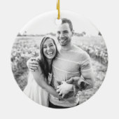 Modern ons eerste kerstfeest keramisch ornament (Achterkant)