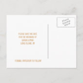 Modern Oranje Swirl Label Bewaar de datum fotokaar Aankondigingskaart (Achterkant)