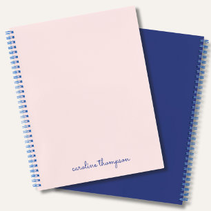 Modern Paarse & Roze Elegant Script Monogram Notitieboek
