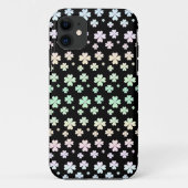 Modern pastelkleurshamrock-patroon op zwart Case-Mate iPhone case (Achterkant)