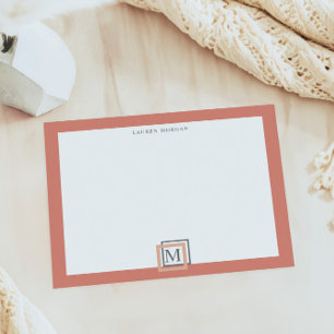 Modern pastelkoraalmonogram gepersonaliseerd Notit Notitieblok