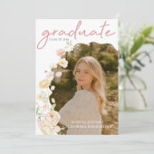 Modern Photo Floral Graduation Party Invitation (Debout devant)