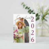 Modern Photo Graduation Invitation (Debout devant)