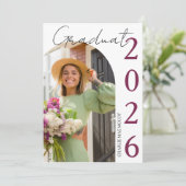 Modern Photo Graduation Invitation (Debout devant)