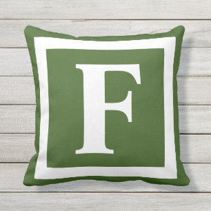 Modern Pine Green Bold Monogram Initiaal Buitenkussen