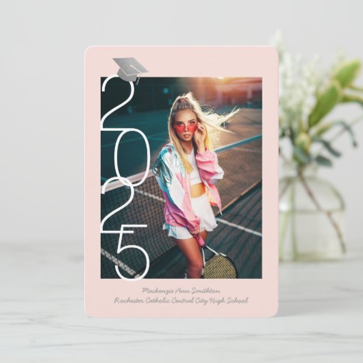 Modern Pink Grey 2023 Afstuderen Open House Aankondiging (Staand voorkant)