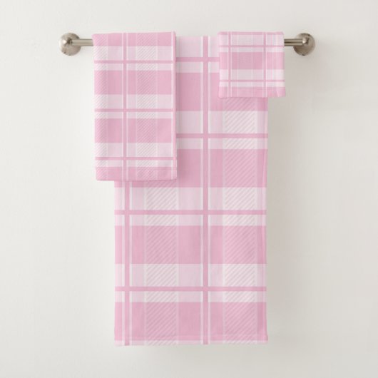 Modern Pink Plaid Towels Subtle and Stylish Touch (En situation)