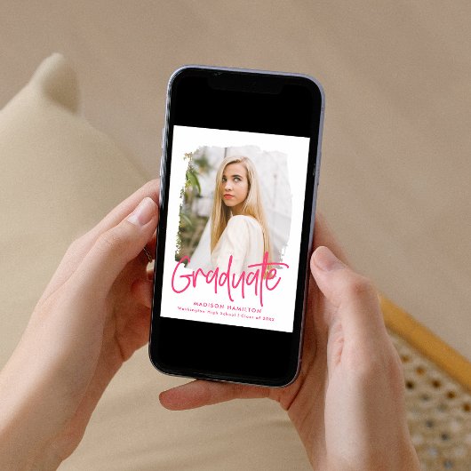 Modern Preppy Hot Pink Script Photo Afstuderen Aankondiging