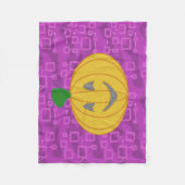 Modern Pumpkin on Purple Geometric Fleece Blanket (Voorkant)