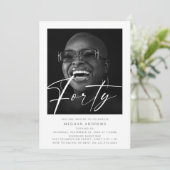 Modern Quarty Photo Anniversaire Fête Invitation (Debout devant)