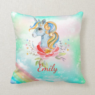 Modern Rainbow Unicorn Girl Name Sierkussen