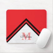 Modern Red and Black Chevron Name Monogram Muismat (Met muis)