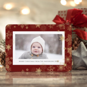 Modern Red Elegant Script Snowflakes Bokeh Overlay Feestdagenkaart