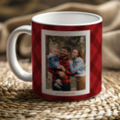 Modern Red Plaid Rustic Monogram Photo Christmas Koffiemok