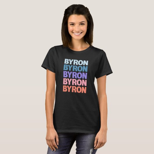 Modern Repeated Text Byron T-shirt (Voorkant volledig)