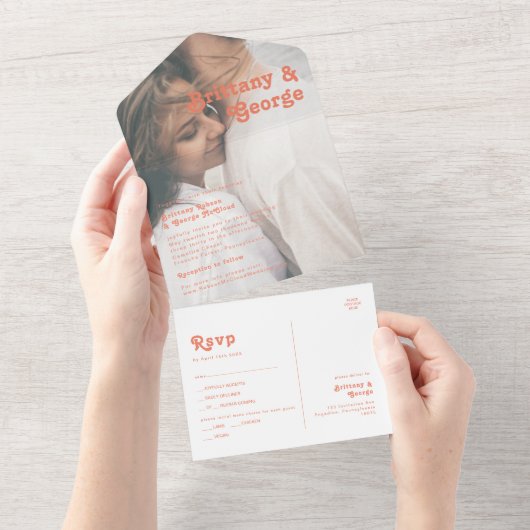 Modern Retro | Koraal Faded Fotozegel en verzendko All In One Uitnodiging (Afscheurbaar)