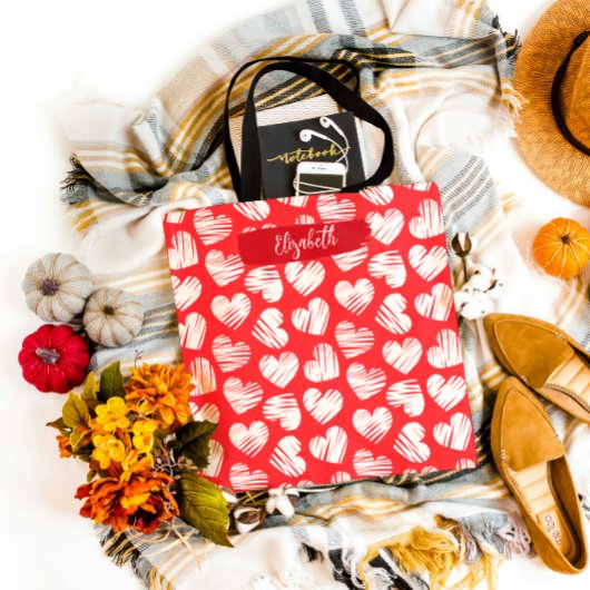 Modern Rood en Wit Doodled Heart Valentijn Naam Draagtas