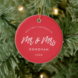 Modern rood onze eerste kersttrouwfoto keramisch ornament