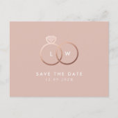 Modern Roos Gold Rings Monogram Save the Date Briefkaart (Voorkant)