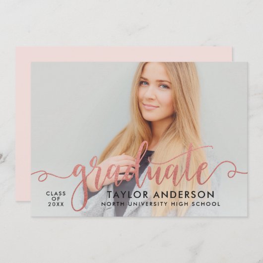 Modern Roos Gold Script Afstuderen foto-Afstuderen Kaart (Voorkant / Achterkant)