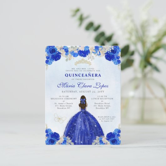 Modern Royal Blauw Goud Bloemen Prinses Quinceañer Briefkaart (Staand voorkant)