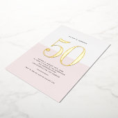Modern Roze en Wit 50e Verjaardag Gouden Folie Folie Uitnodiging (Gedraaid)