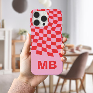 Modern Roze Rood Wavy Geruit Patroon Monogram iPhone 16 Pro Max Hoesje