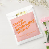 Modern Roze Sinaasappel Retro Baby shower Dank u Bedankzakje (Gezegeld)