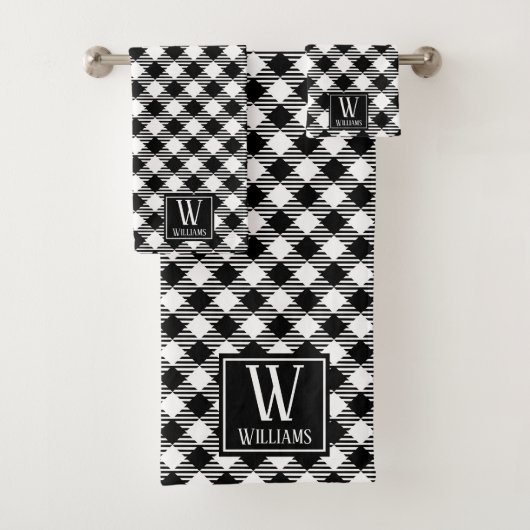 Modern Rustic Farmhouse Black White Pset Monogram Bad Handdoek (Insitu)