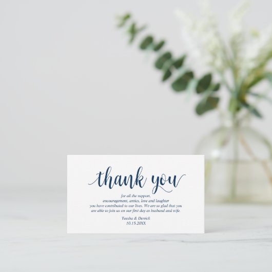 Modern Rustiek Marine Blauw Script, Wedding Dank u Informatiekaartje (Staand voorkant)