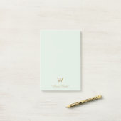 Modern Sage Green Gold Script Monogram Post-it® Notes (Op bureau)