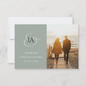 Modern Sage Green Monogram Foto Weddenschap Bedank (Voorkant)