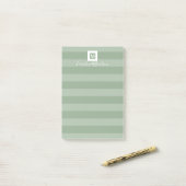 Modern Sage Green Monogram Post-it® Notes (Op bureau)