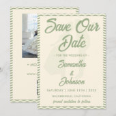 Modern Sage Green Wavy Stripe QR Code Photo Save The Date (Voorkant / Achterkant)