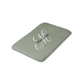 Modern Sage Groen & Wit Monogram Naam Initialen Badmat (Gekanteld)