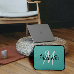 Modern Schattige Eenvoudig Lichtblauw Monogram Laptop Sleeve