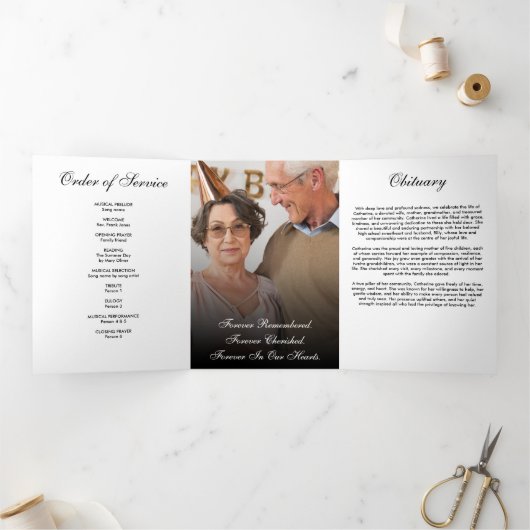 Modern Script 7-Photo Trifold Funeral Program Drieluik Programma (Binnen)