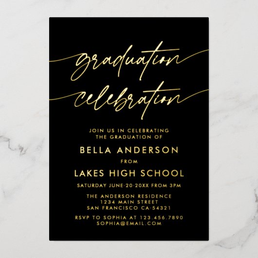 Modern Script Afstuderen Celebration Party Foto Folie Uitnodiging (Voorkant)